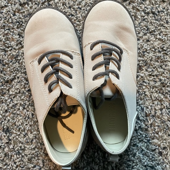 Perfect for Easter 🐣 Gymboree Little Boy’s dress shoes - Picture 1 of 3